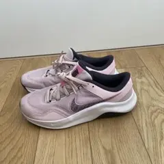 【新品未使用】NIKE ナイキ　室内用スニーカー