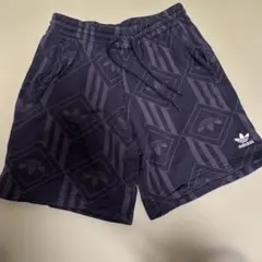 adidas ダークグレー パターンショートパンツサイズL
