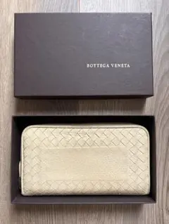 ボッテガヴェネタ 長財布 イントレチャート ラウンドファスナー ベージュ