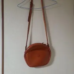 円形ショルダーバッグ