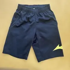 Mizuno ネイビー ハーフパンツ サイドポケット付き 140から１５０センチ