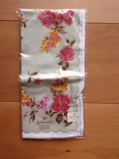 Hallmark 花柄ハンカチのサムネイル