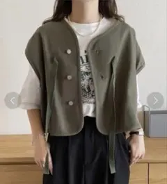 JUNOAH オリーブ リボン付きショートベストのサムネイル