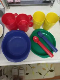 食器セット　まとめ売り　プラスチック製