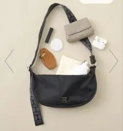 IACUCCI アーゴ S NYLON/CERVO イアクッチ　ショルダーバッグのサムネイル