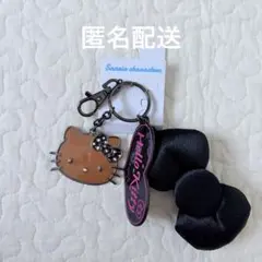 アベイル ハローキティ ヒョウ柄 日焼け 3連バッグチャーム