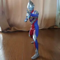 CCPウルトラティガ発光Ver