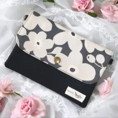 北欧　フラワー　通帳•お薬手帳ケース　マルチケース　2way仕様 　No.210