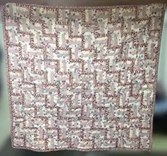 パッチワーク　ハンドメイド　大きいサイズ　着物リメイク　タペストリーのサムネイル