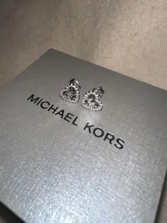 MICHAEL KORS ハート型ピアスのサムネイル
