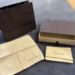 ルイヴィトン　ショップ袋　箱付き