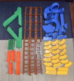 トミカシステム約180個まとめ 道路 橋脚 3WAYオートやまみちどうろ