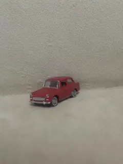 トミカリミテッドヴィンテージ　トヨタ パブリカ デラックス