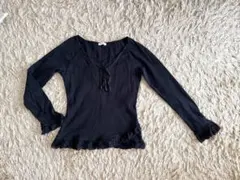 レース付きフリル 黒 長袖シャツ