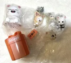 スキズ 韓国 6th ペンミ SKZOO ぬいぐるみ 10cm ヒョンジン - メルカリ