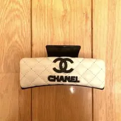 2026年最新】CHANEL レディース ヘアピンの人気アイテム - メルカリ