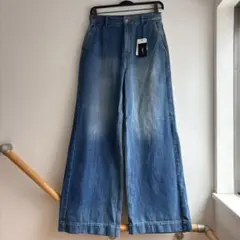 新品 KBF+ フレアワイドデニムパンツ 40のサムネイル