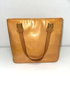 Item thumbnail for item 0176e642-1802-461a-a52a-4042e4e2c863