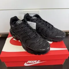 【新品】Nike Air Max Plus TripleBlack 26.5cm