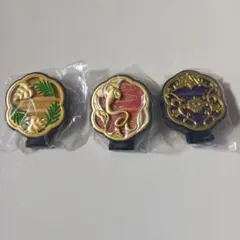 ツイステ コンパクトミラー サバナクロー スカラビア ポムフィオーレ