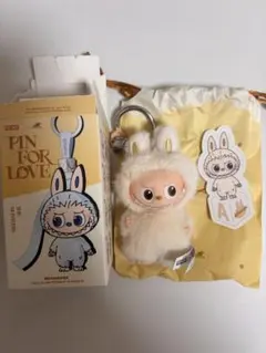 POP MART ラブブ　イニシャル　A