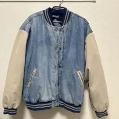 Item thumbnail for item 9cb3e350-ab30-43eb-b417-7f661c479fa0