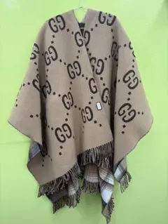 【美品】GUCCI グッチ フリンジ付きジップニットポンチョ 美品】GUCCI グッチ フリンジ付きジップニットポンチョ