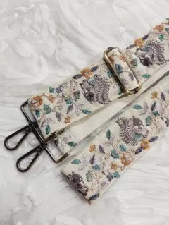 特価H-13インド刺繍リボン※ショルダーストラップ　スマホストラップ　送料込み