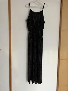 黒ドット柄サロペット