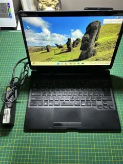 タッチパネル Arrows Tab 高性能 8世代i5 SSD 富士通のサムネイル