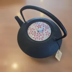 鋳心ノ工房 鉄瓶 桜柄 - メルカリ