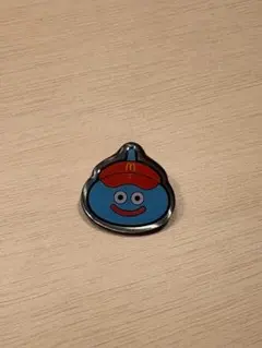 ドラクエ マクドナルドコラボピンバッジ - メルカリ