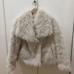 クリーム色 ファーコート