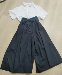 ナチュビワイドフレアーパンツ　ネイビー