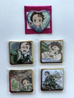 鬼滅の刃　ストロベリー　ダイニング　缶バッジ　竈門炭治郎