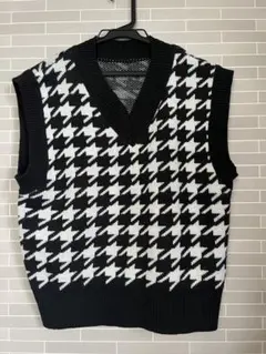 ハウンドトゥースパターン ニットベスト