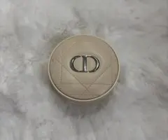Dior Forever フェイスパウダー ベージュ