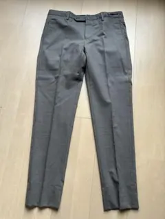 PT01 ビジネススキニーフィット ストレッチパンツ 46のサムネイル