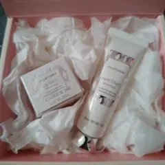 ジルスチュアート リップバーム・ハンドクリーム セット