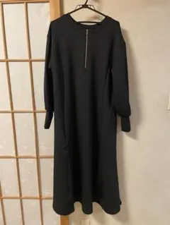 ハーフジップフレアワンピース　ブラック　LLサイズ