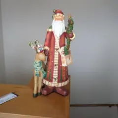 サンタクロースとトナカイの装飾品