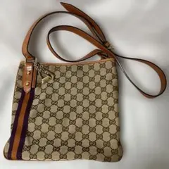 GUCCI グッチシェリーライン GGキャンバス