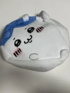 ちいかわ ハチワレ　ふわふわバッグ　寝そべり　ポーチ