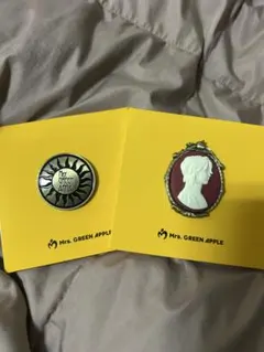 Mrs. GREEN APPLE ピンバッジ・チャームセット