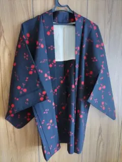 着物と羽織のセット　単衣　ウール　花柄　赤　黒地　昭和レトロ