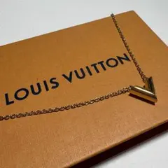 Louis Vuitton V字型ペンダントネックレスM61083