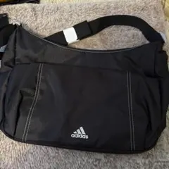 adidas ショルダーバッグ