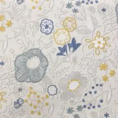 [no.5070]セール☆刺繍風花柄プリント 薄ベージュ 生地 綿麻シーチング