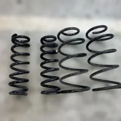 ハイラックスサーフ　VZN215 コイルスプリング　コイル　バネ　純正のサムネイル