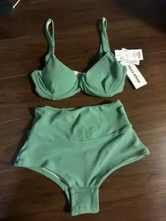 新品ZULU & ZEPHYR ワンピース水着 greenストライプ - メルカリ
